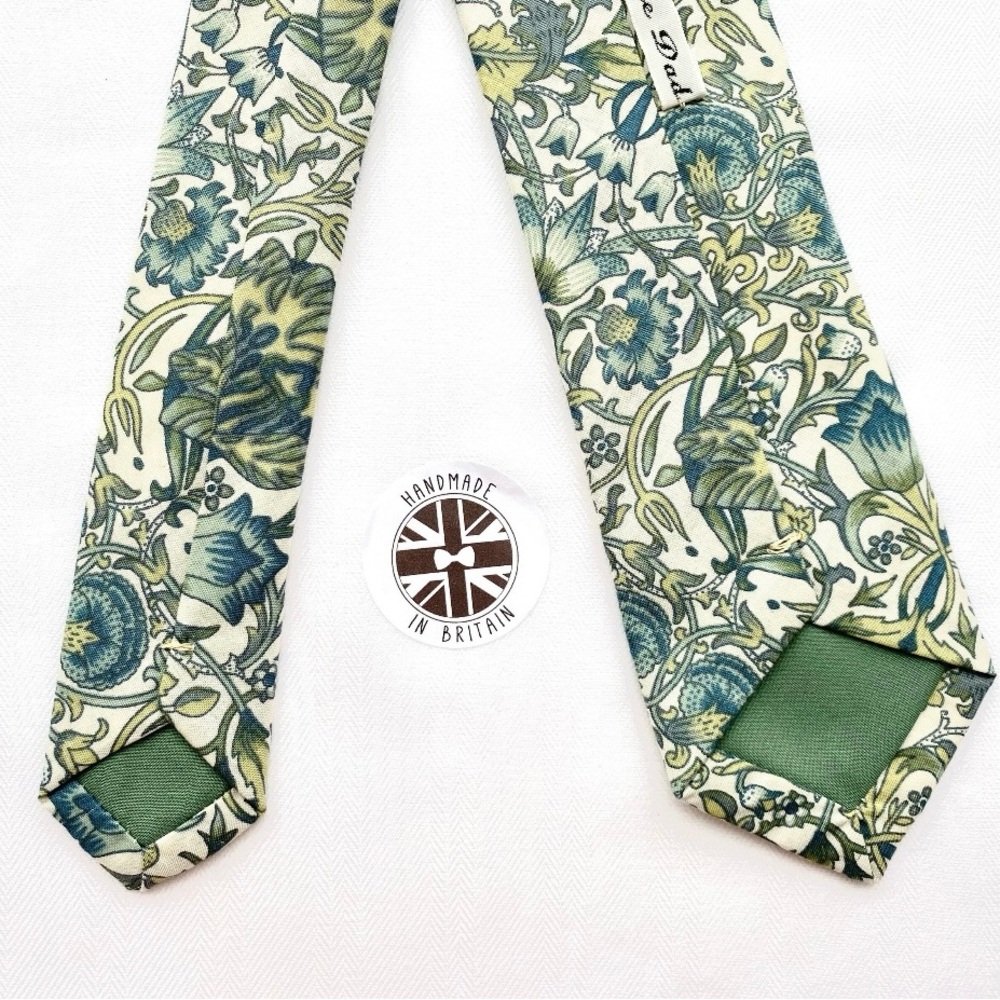 Men's Sage Green William Morris Neck Tie: Skinny/Slim Tie